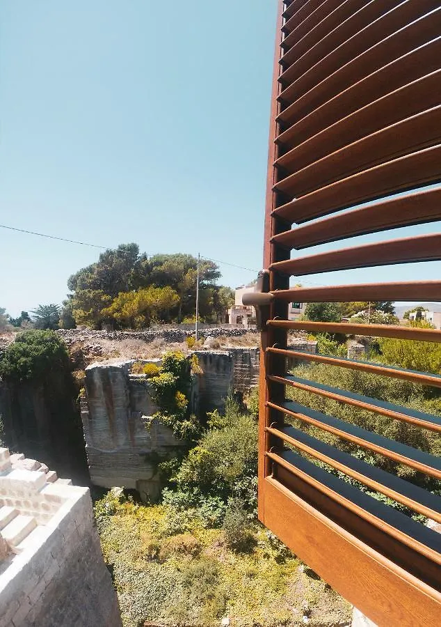Cave Garden Rooms Favignana 0*,